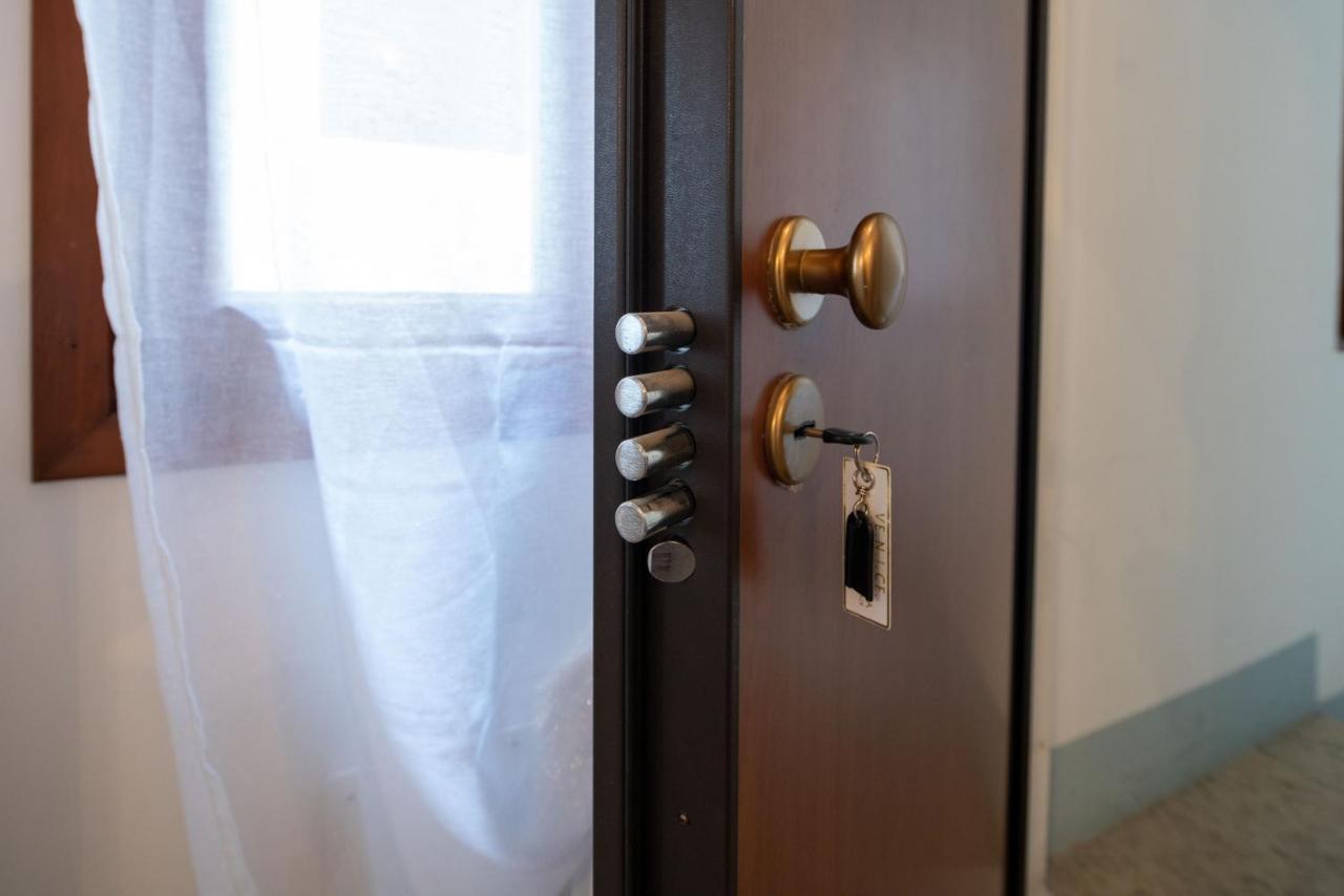 Apartamento Ve.N.I.Ce. Cera Ca' De La Mandola Venecia Exterior foto