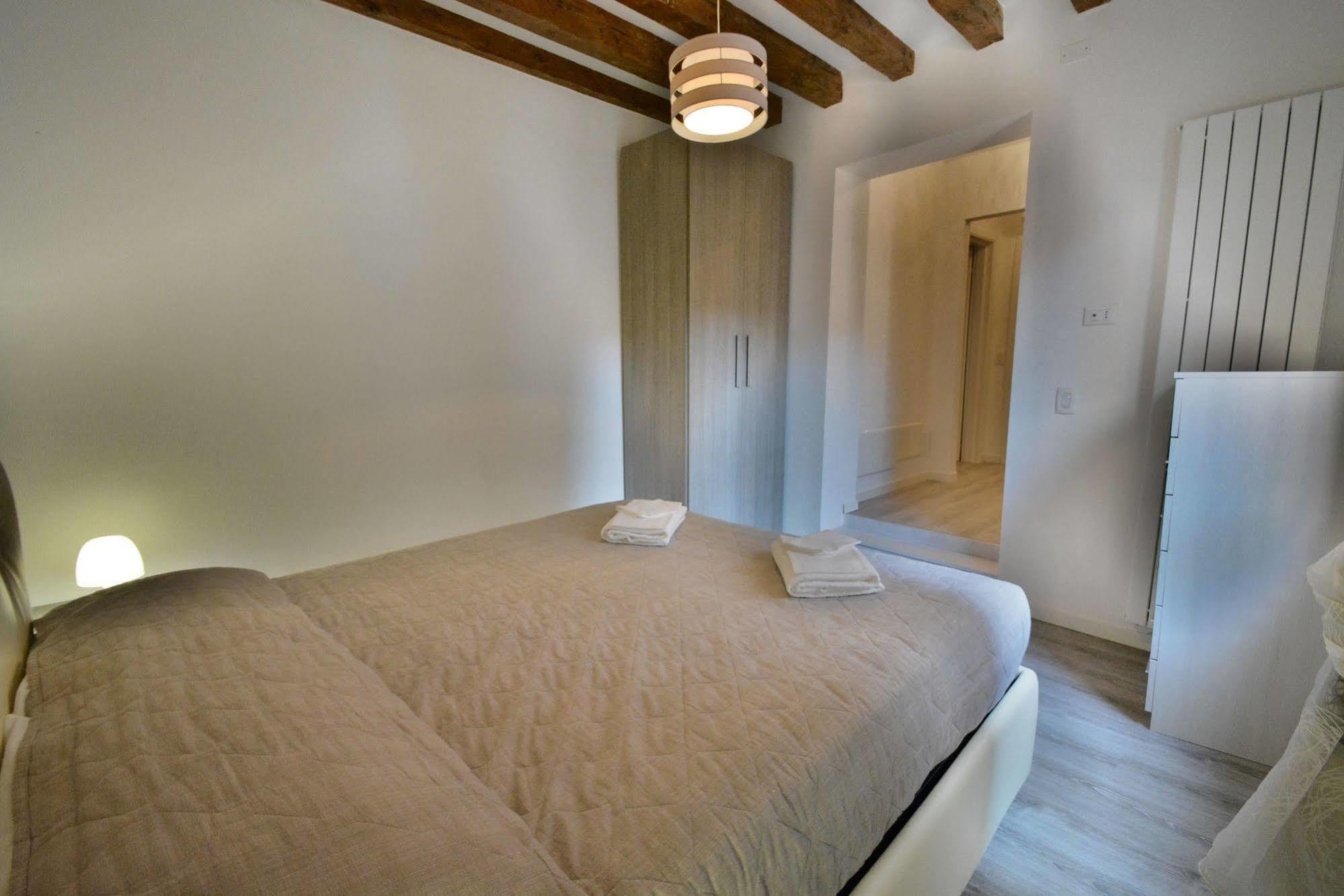 Apartamento Ve.N.I.Ce. Cera Ca' De La Mandola Venecia Exterior foto